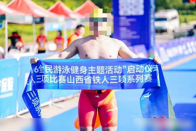 芮城圣天湖公开水域比赛 第一名！